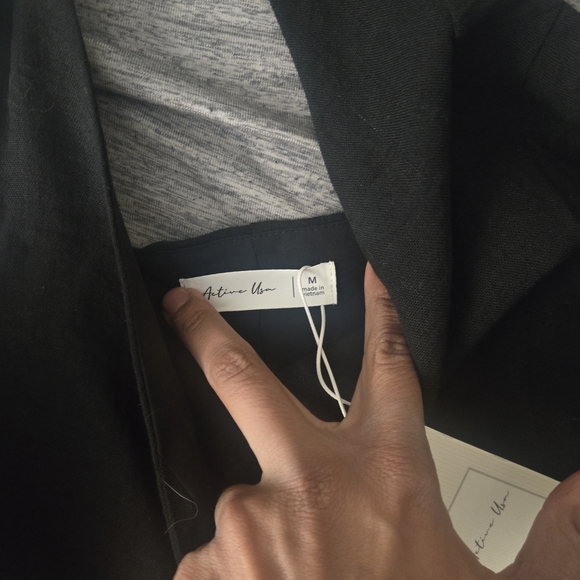 Black Halter Neck Button-Up Vest New With Tags Never Worn - Picture 3 of 4